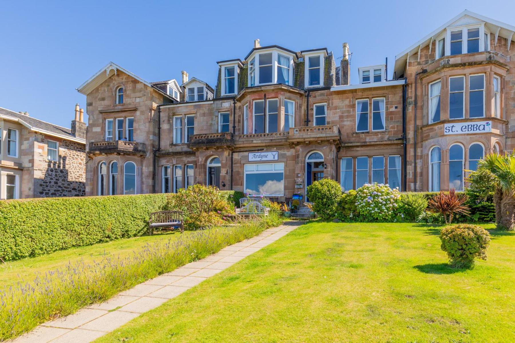 The Ardyne Guest House Rothesay Exterior photo